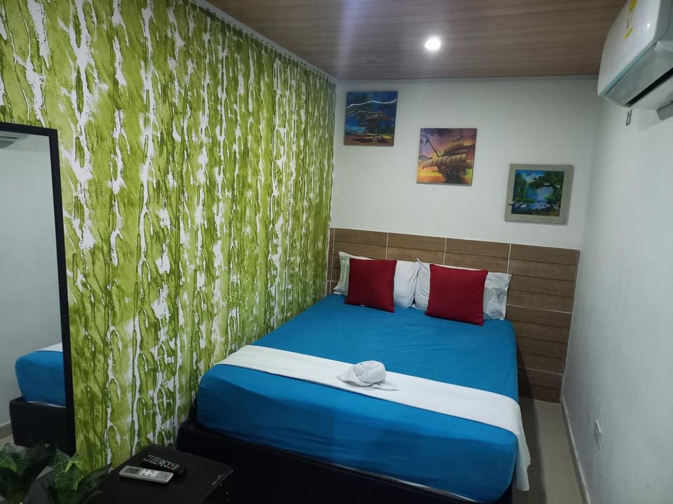Casa alojamiento las acacias Bed and Breakfast in Santa Marta