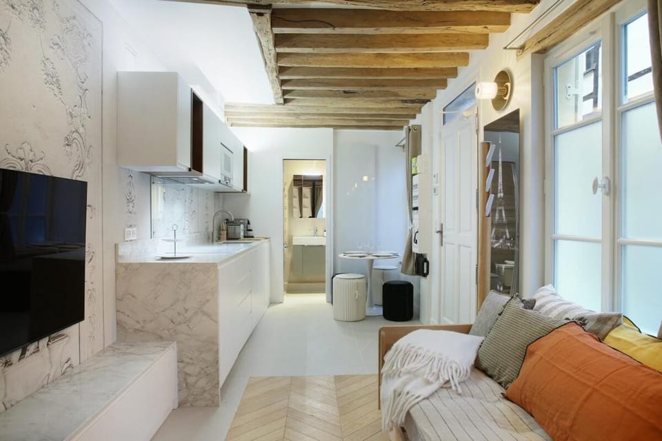 Apartment Le Marais by Studio prestige Apartment in Paris