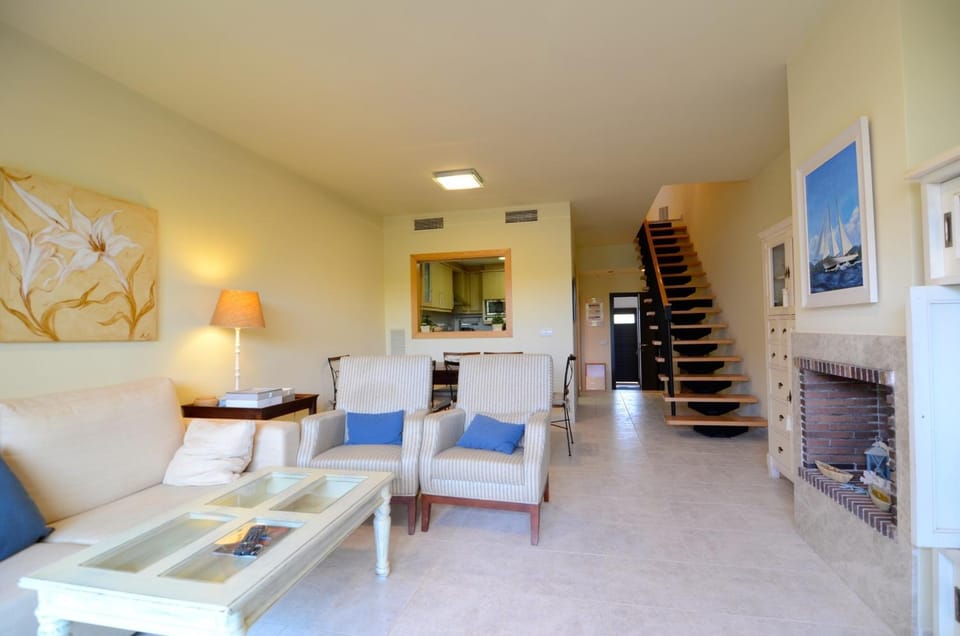 Communal lounge/ TV room, Living room
