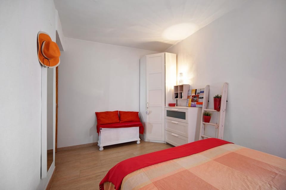 Living room, Bedroom