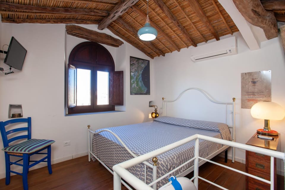 Property building, Living room, Bedroom