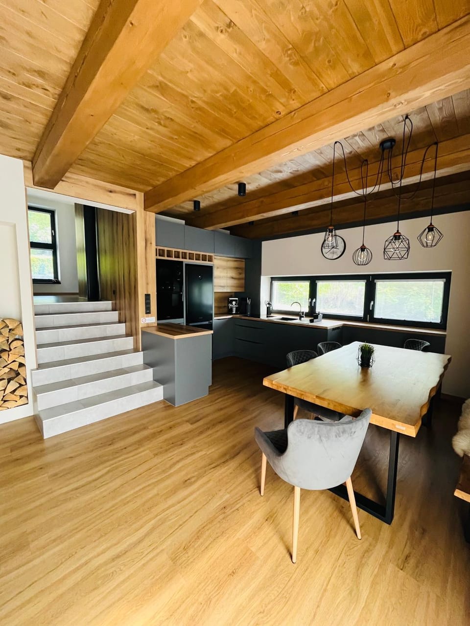 CHALETY MÝTO POD ĎUMBIEROM Chalet in Slovakia