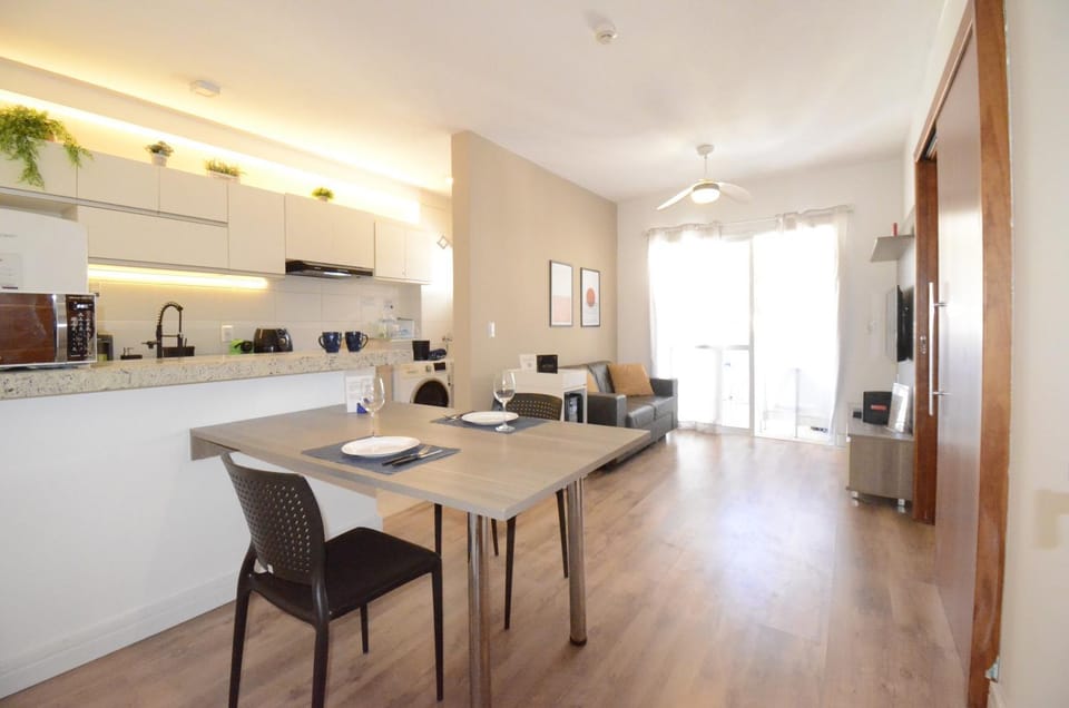 Flat Completo aconchegante 200 metros da Avenida Fiúsa em Ribeirão Apartment in Ribeirão Preto