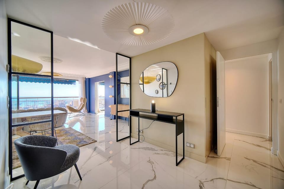 Living room, Seating area, Dining area, Sea view