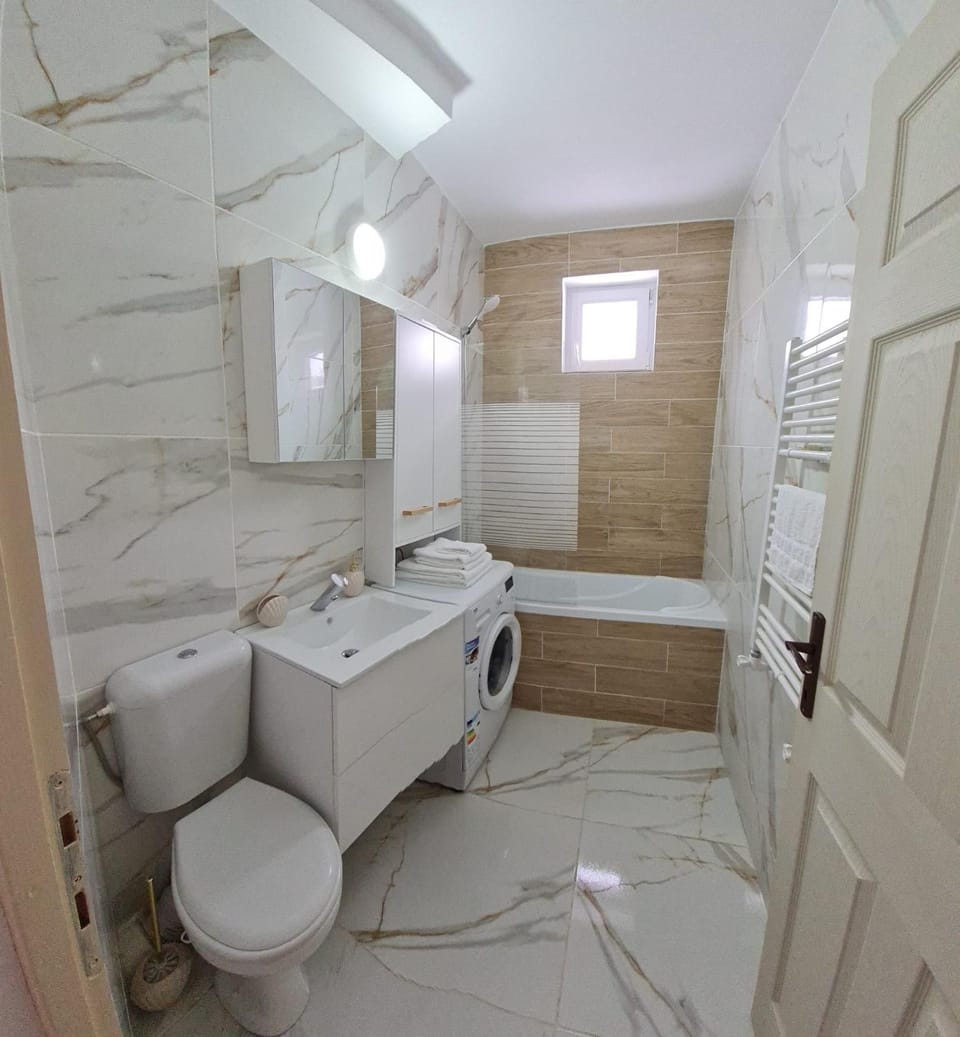 Shower, Toilet, Bathroom, Bath, towels, washing machine, dryer