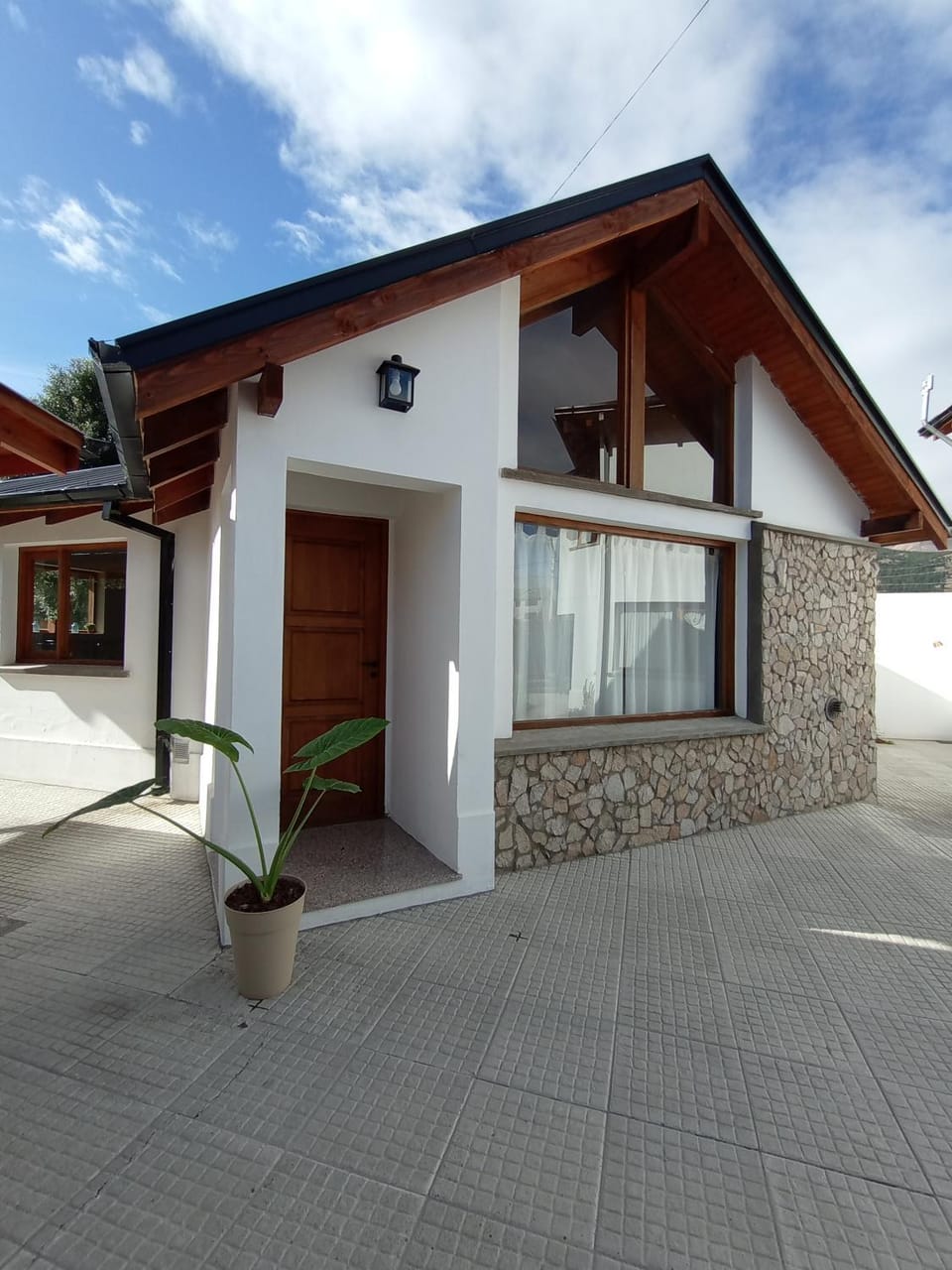 Property building, Day
