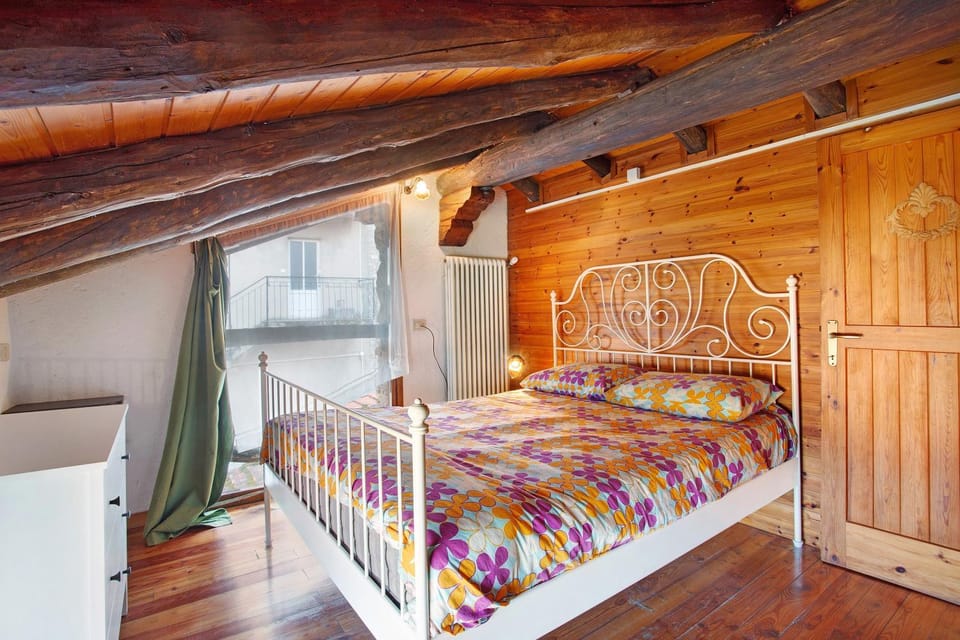 Property building, Living room, Bedroom