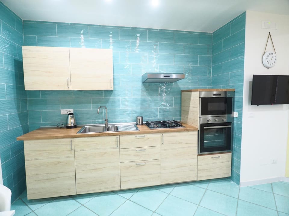 'a casa toja (neapolitan holiday home) Apartment in Naples