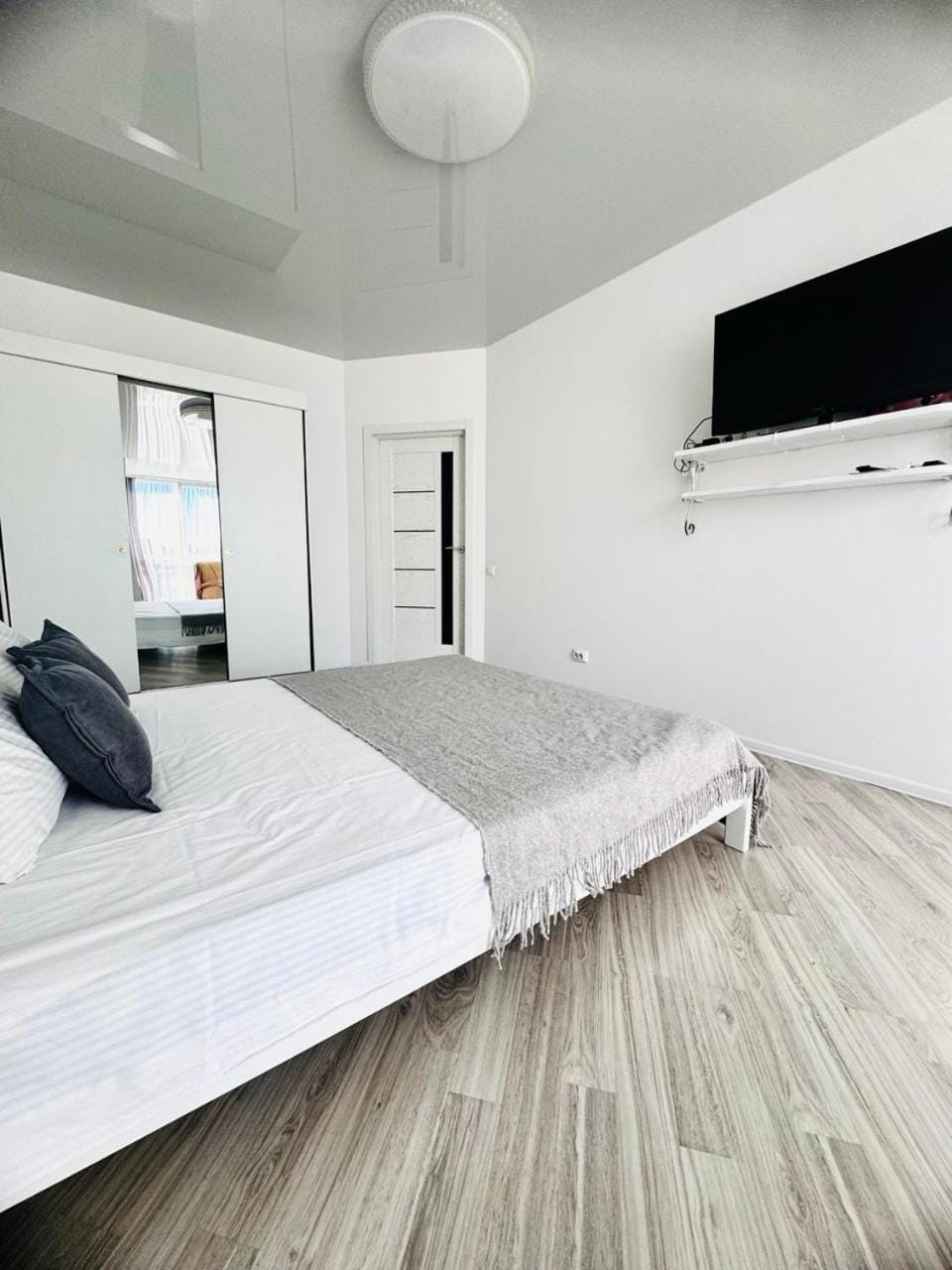 Стрийська 45а ЖК ЛЕВИ МІСТА АВТОВОКЗАЛ Гашека Наукова Кінг Кросс Apartment in Lviv