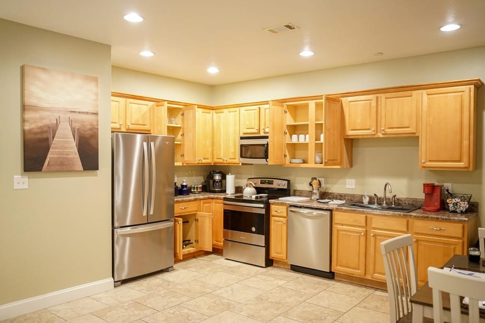 Kitchen or kitchenette, dishwasher, minibar, pet friendly