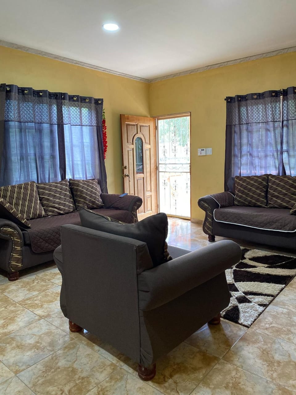 Royal Properties Link House in Belize District