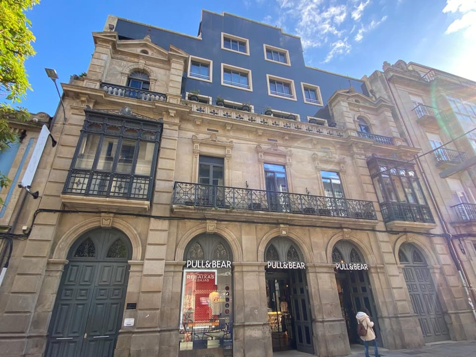 Property building, Facade/entrance