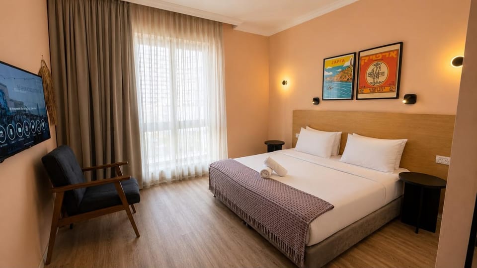 Bed, TV and multimedia