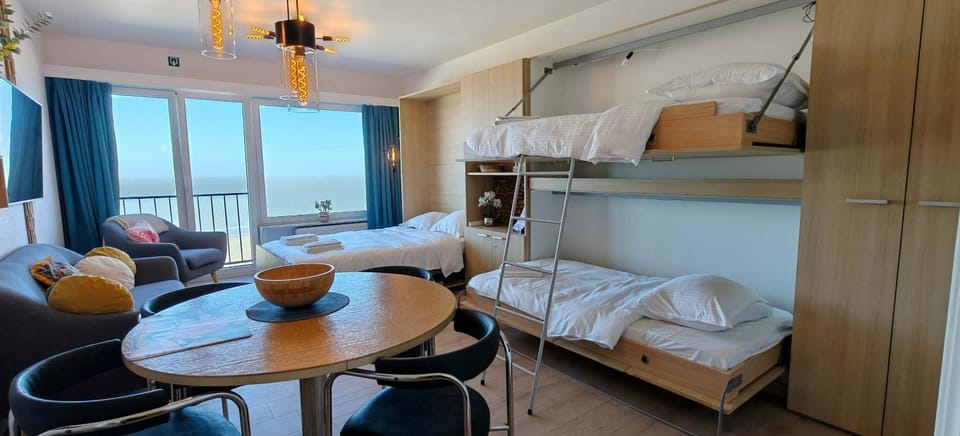 Zeezicht Studio Alisa Apartment in Flanders