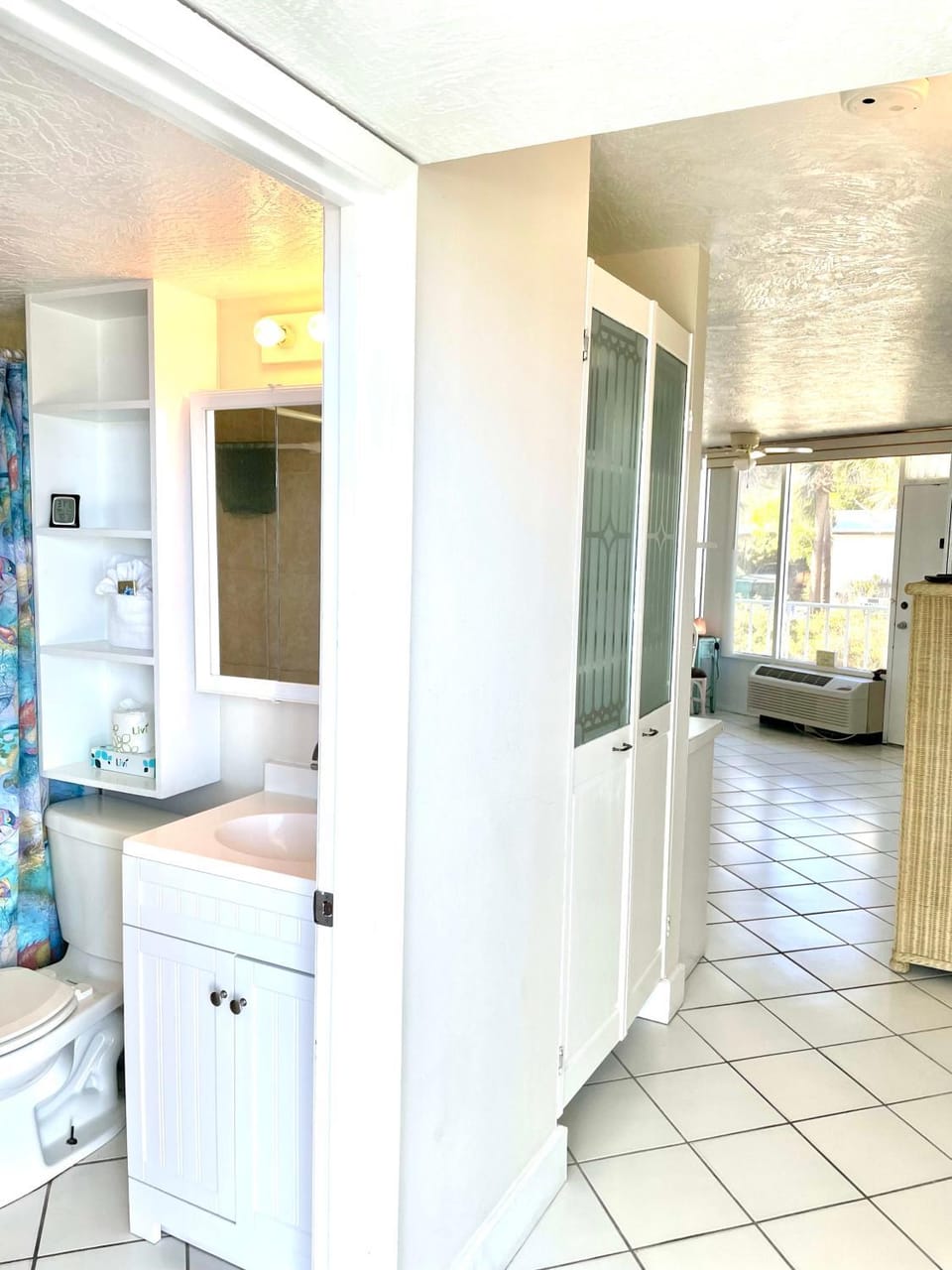 Sandy Shores - Ocean view At Symphony Beach Club! House in Ormond Beach