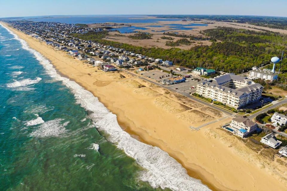 The Sandbridge Dunes - The Wave 205 House in Sandbridge