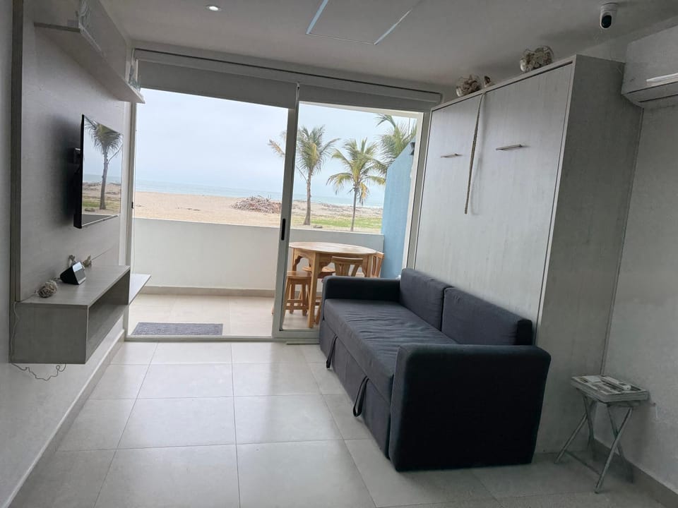 Natural landscape, TV and multimedia, Living room, Sea view, internet, air conditioner