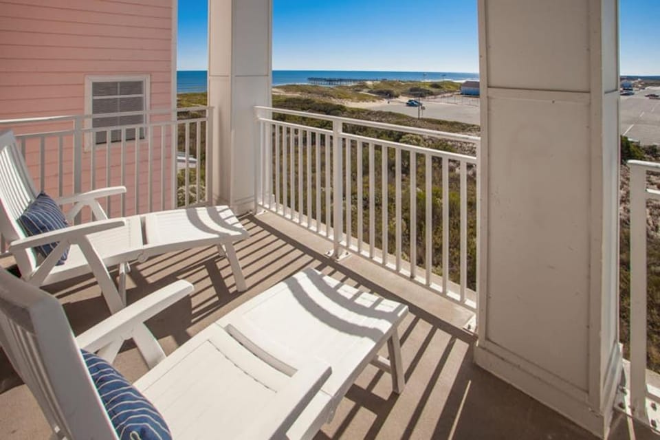 The Sanctuary - Beach Escape 328B House in Sandbridge