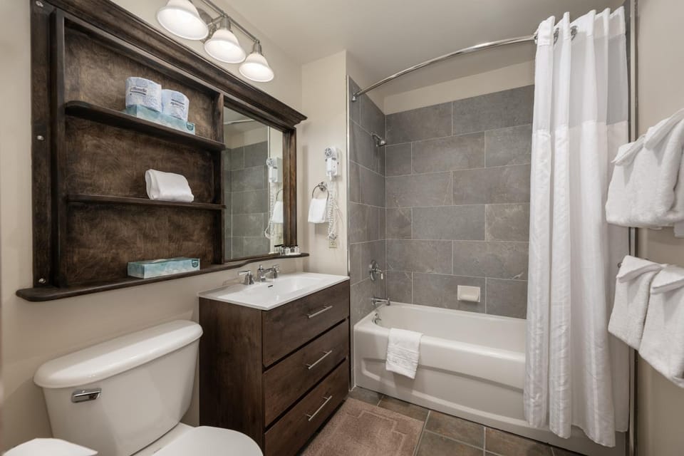 Terrific Zephyr Mountain Lodge Condo With Beautiful Views of the Continental Divide near Mountain condo Apartment in Winter Park