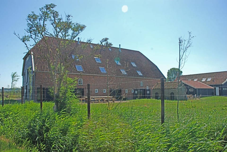 TopLocatiezeeland # Beach Barn # Oostkapelle # 20 pers Villa in Oostkapelle
