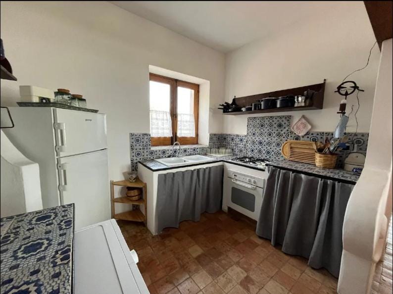 Casa Rosa - Santa Marina House in Sicily