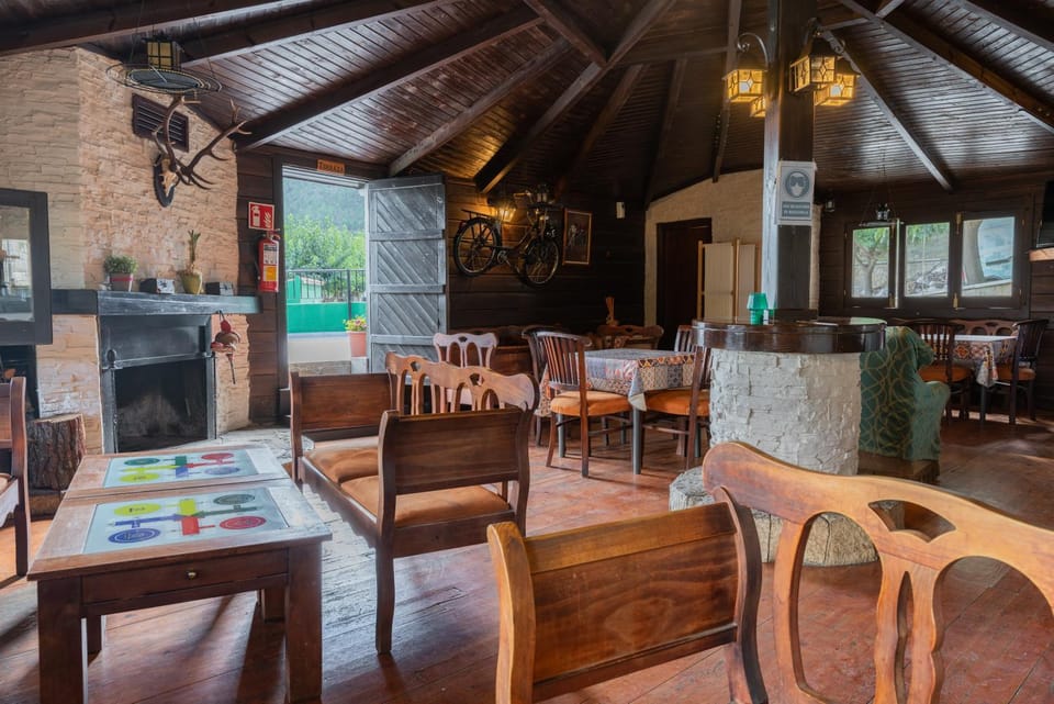 Lounge or bar