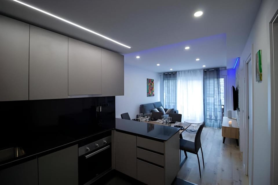 Kitchen or kitchenette, Seating area