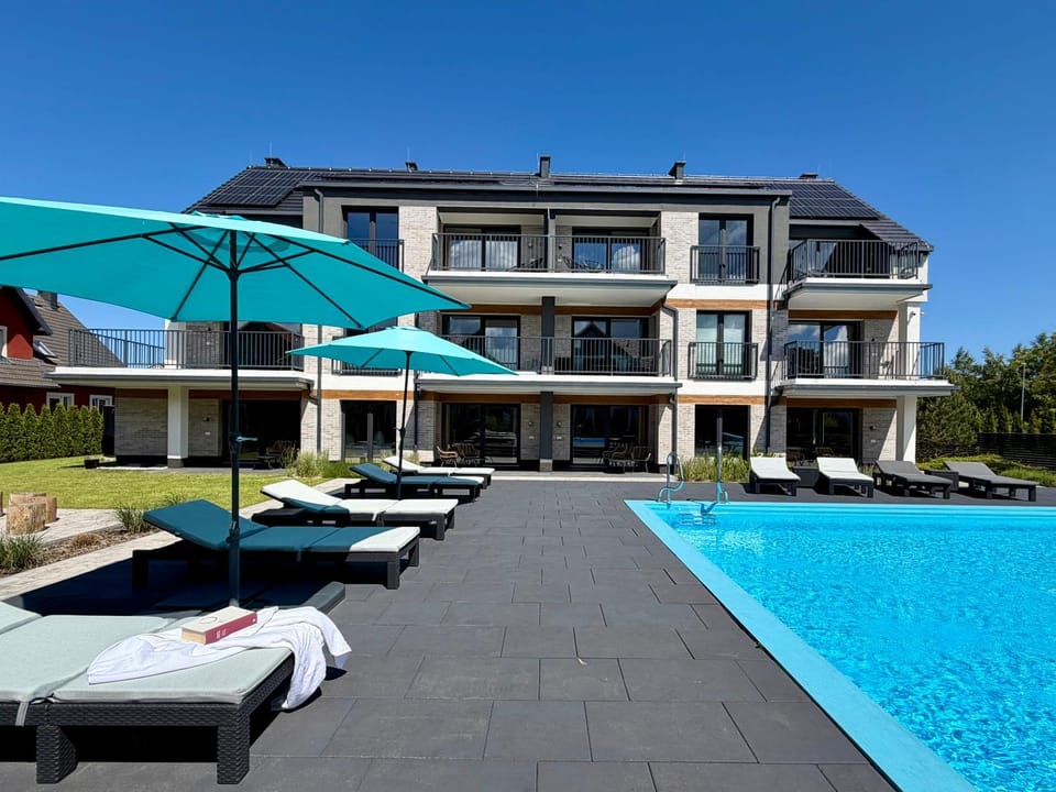 Property building, Swimming pool