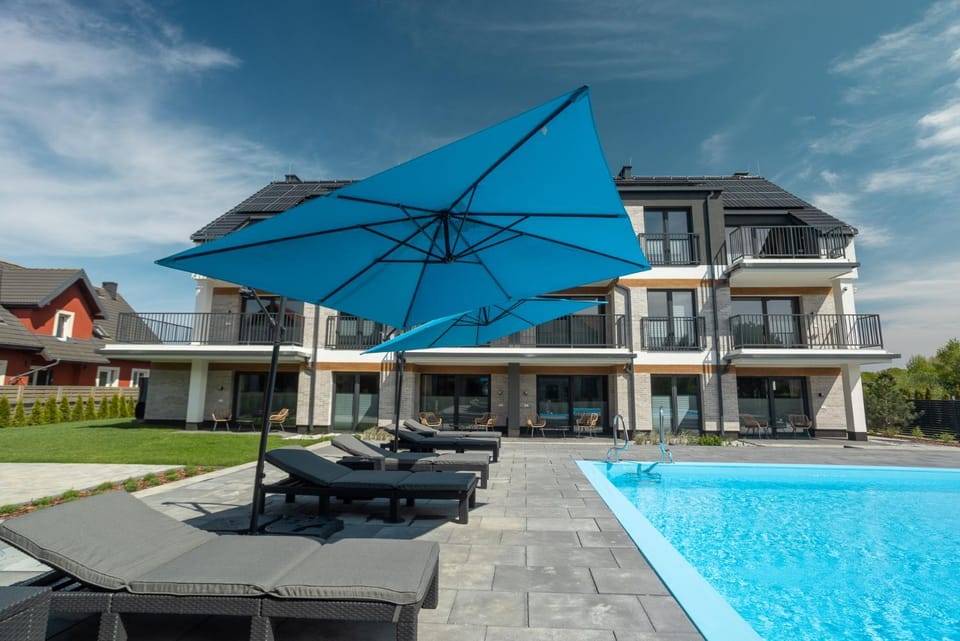 Property building, Swimming pool