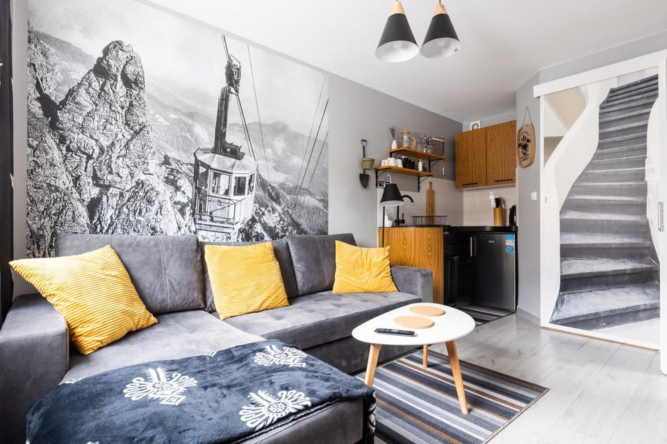Kitchen or kitchenette, Living room, Seating area