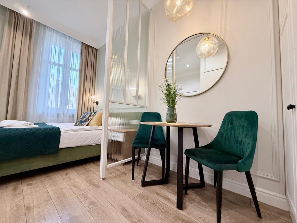 Apartamenty u Kopernika by Rentoom Apartment in Greater Poland Voivodeship