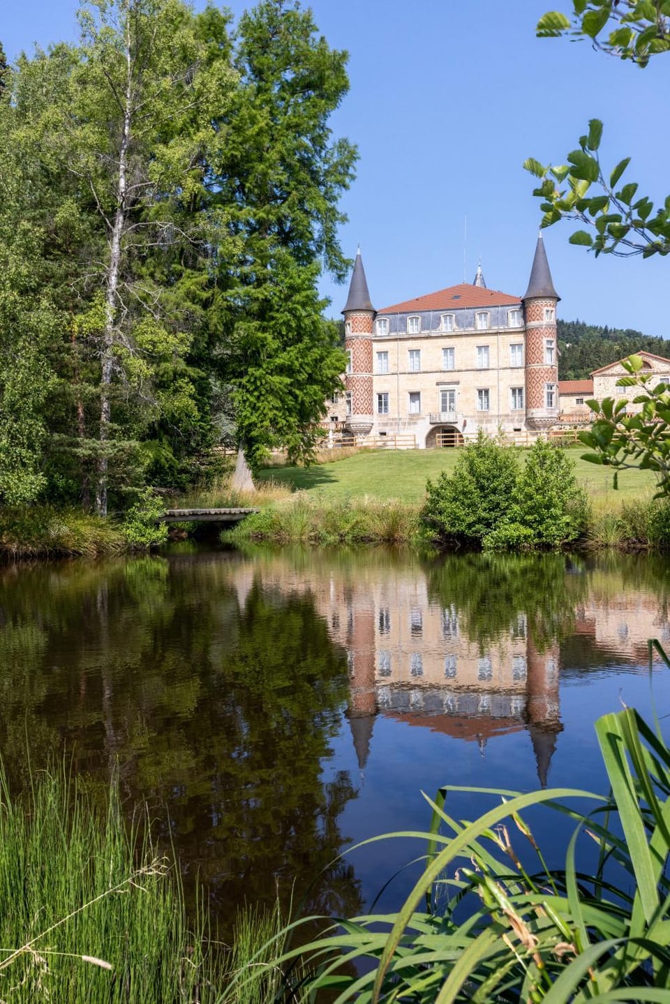 Property building, Day, Natural landscape, Lake view