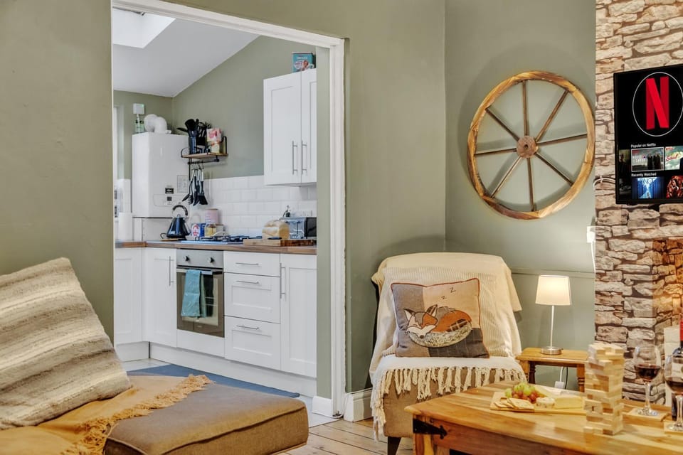 Living room, kitchen