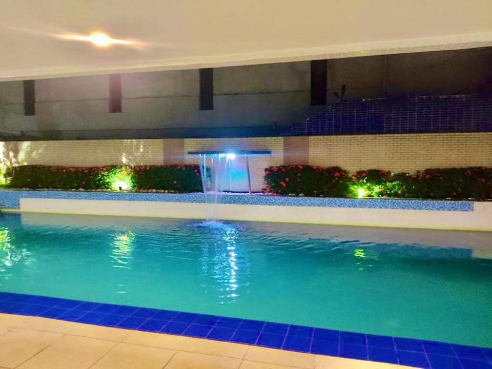 Swimming pool, Swimming pool