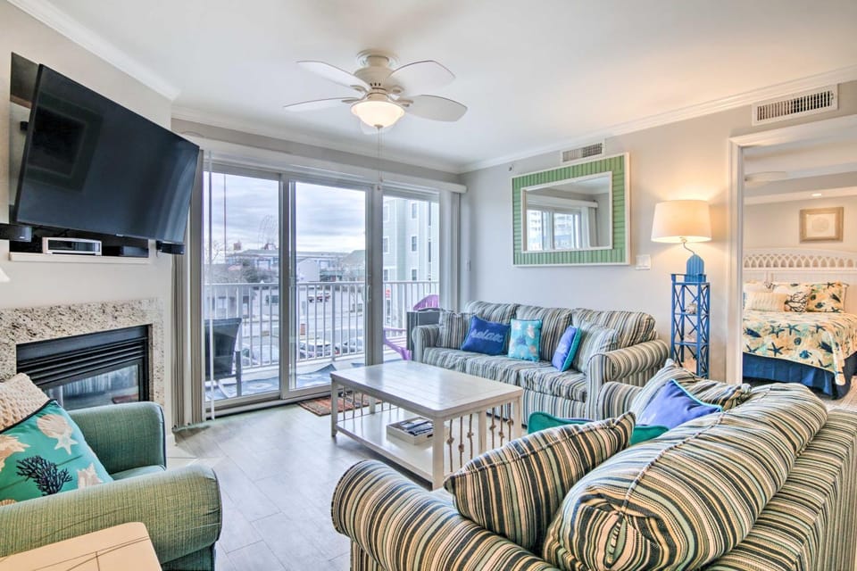 Walk to Shore! Family Condo w/ Pool in Ocean City House in Ocean City