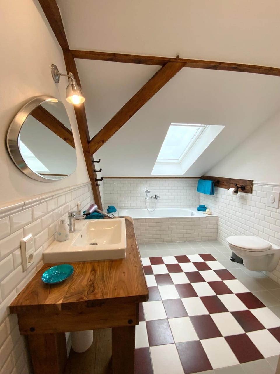 Shower, Toilet, Bathroom, Bath