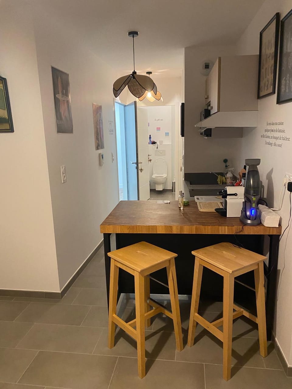 Kitchen or kitchenette