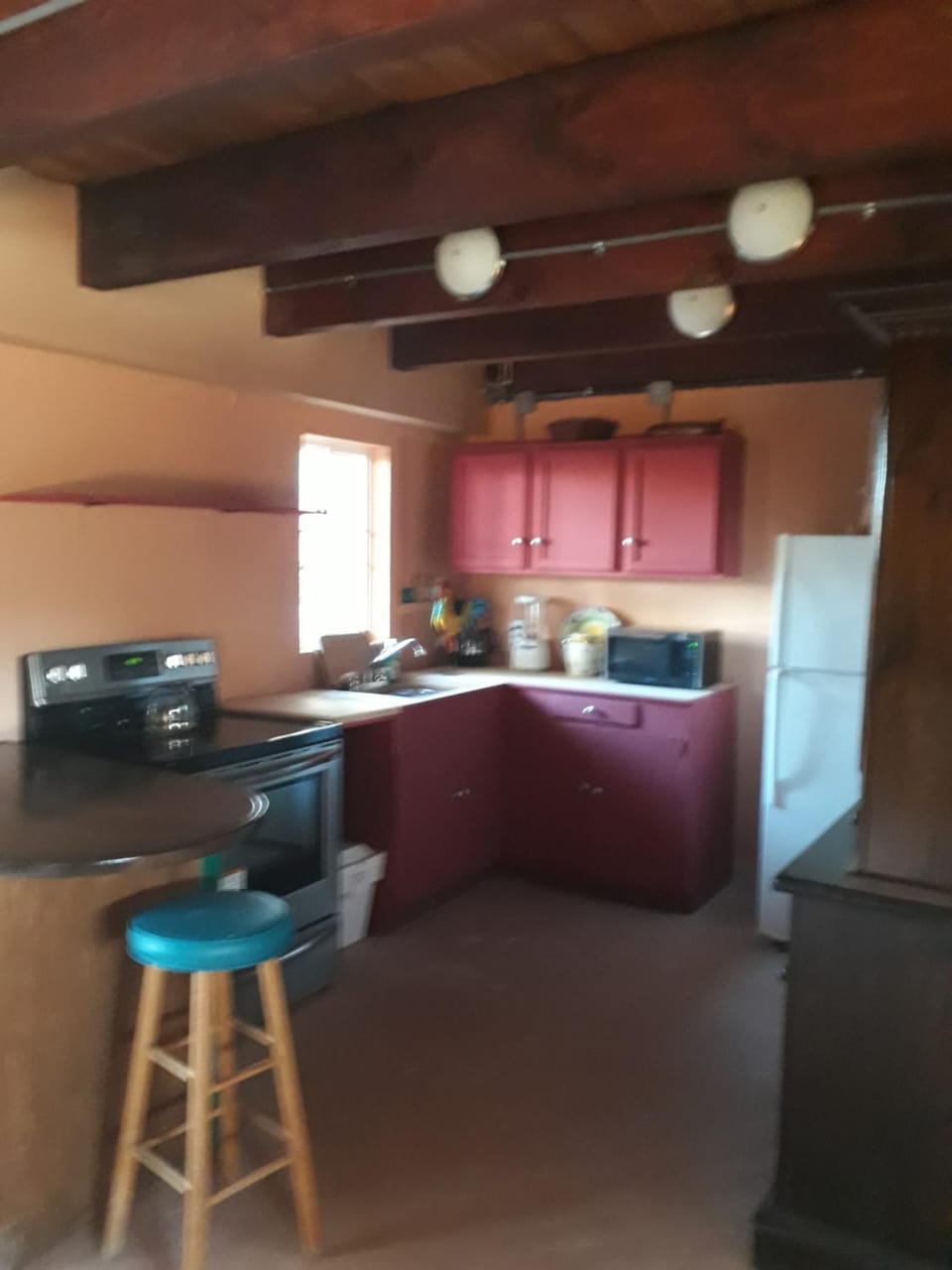 Kitchen or kitchenette, Dining area, minibar, pet friendly