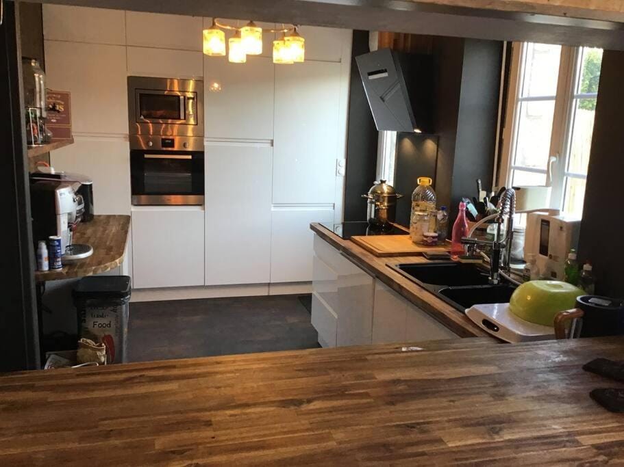 Grande maison Saint Malo avec cheminée et jardin Villa in St-Malo