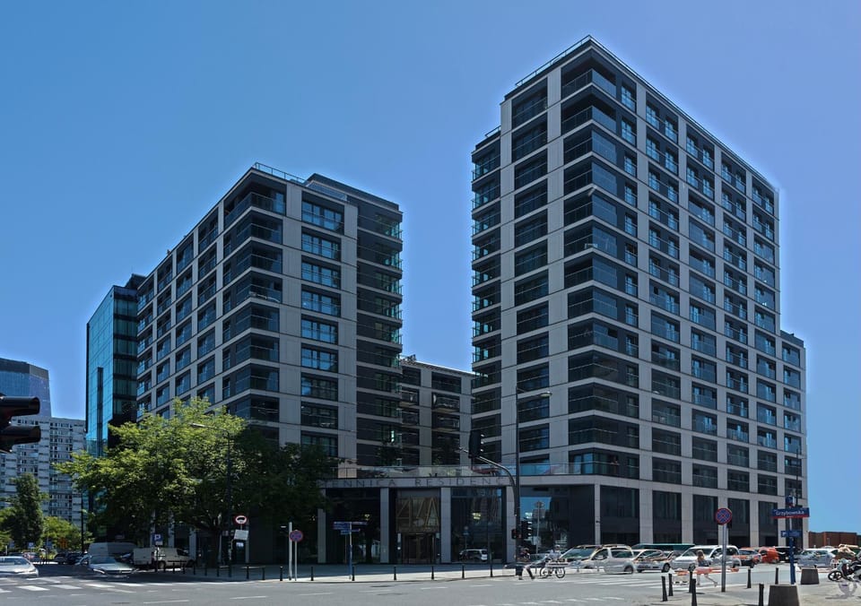 Property building, Neighbourhood