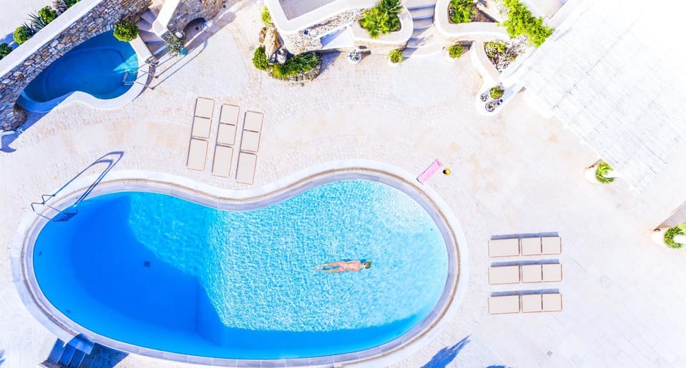 Bird's eye view, Pool view, Pool view, Swimming pool, Swimming pool, Swimming pool