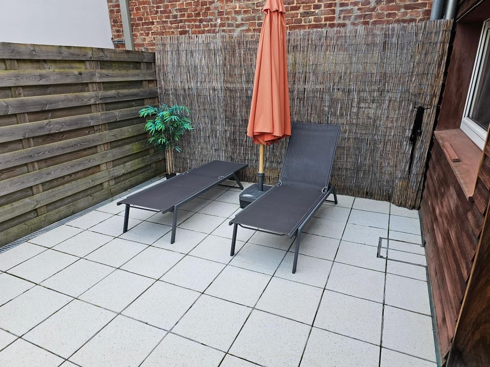 Property building, Balcony/Terrace