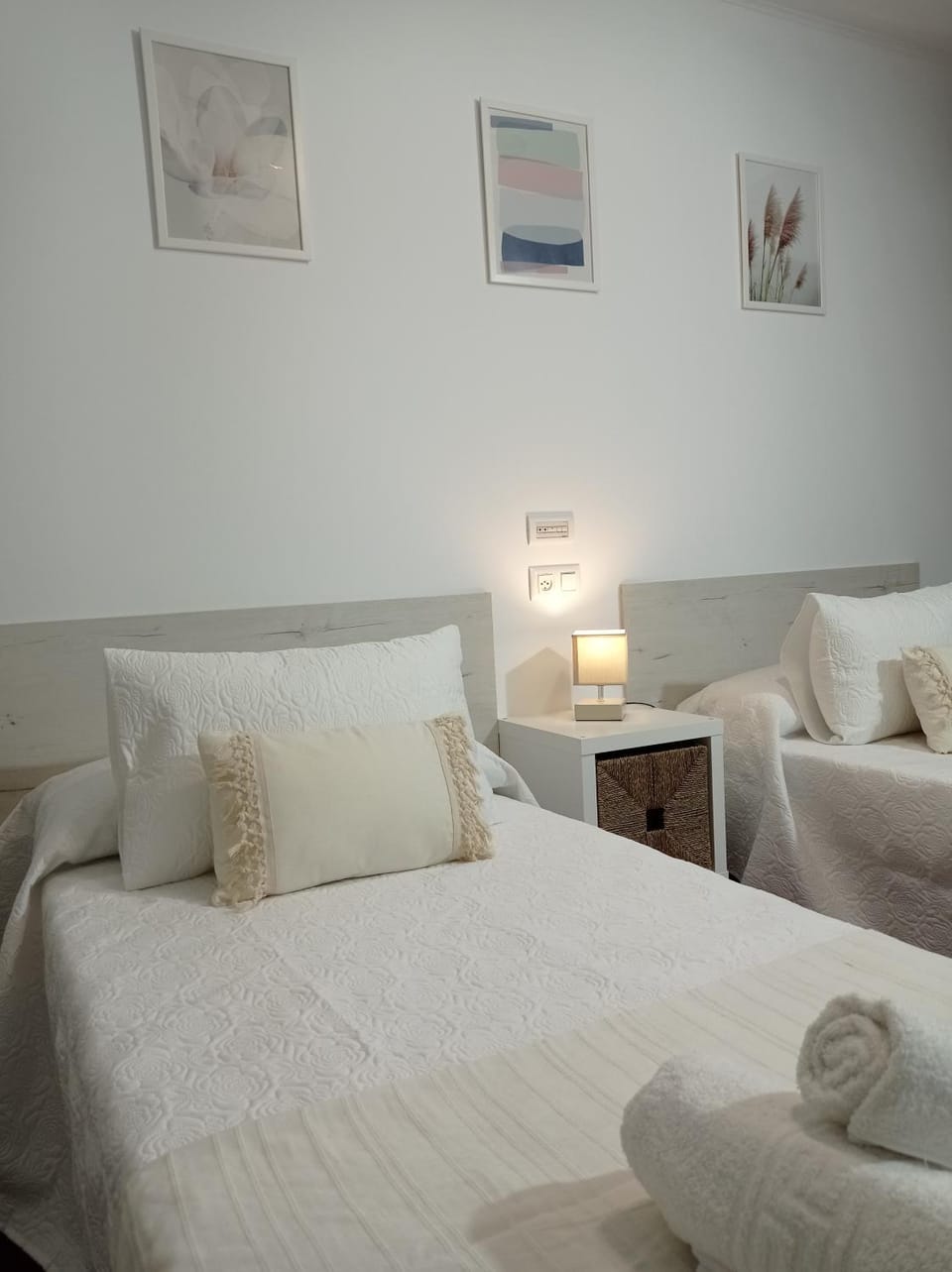 Bed, Bathroom, Bedroom