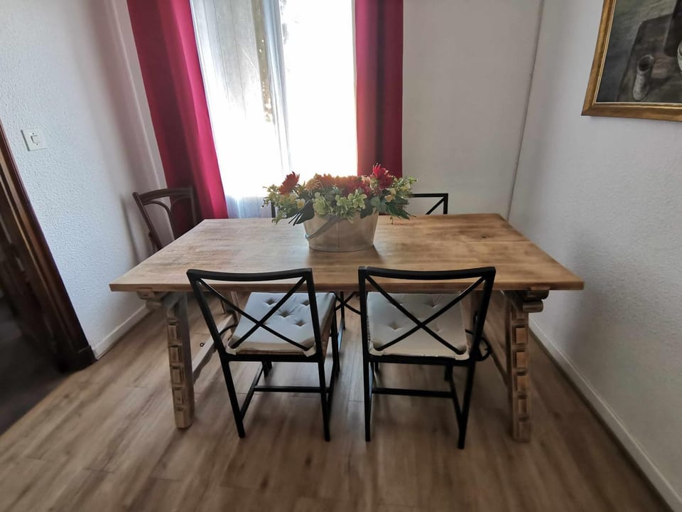Balcony/Terrace, Dining area