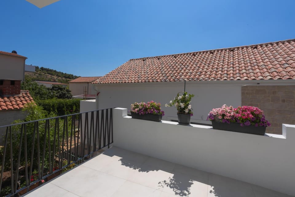 Balcony/Terrace, Balcony/Terrace