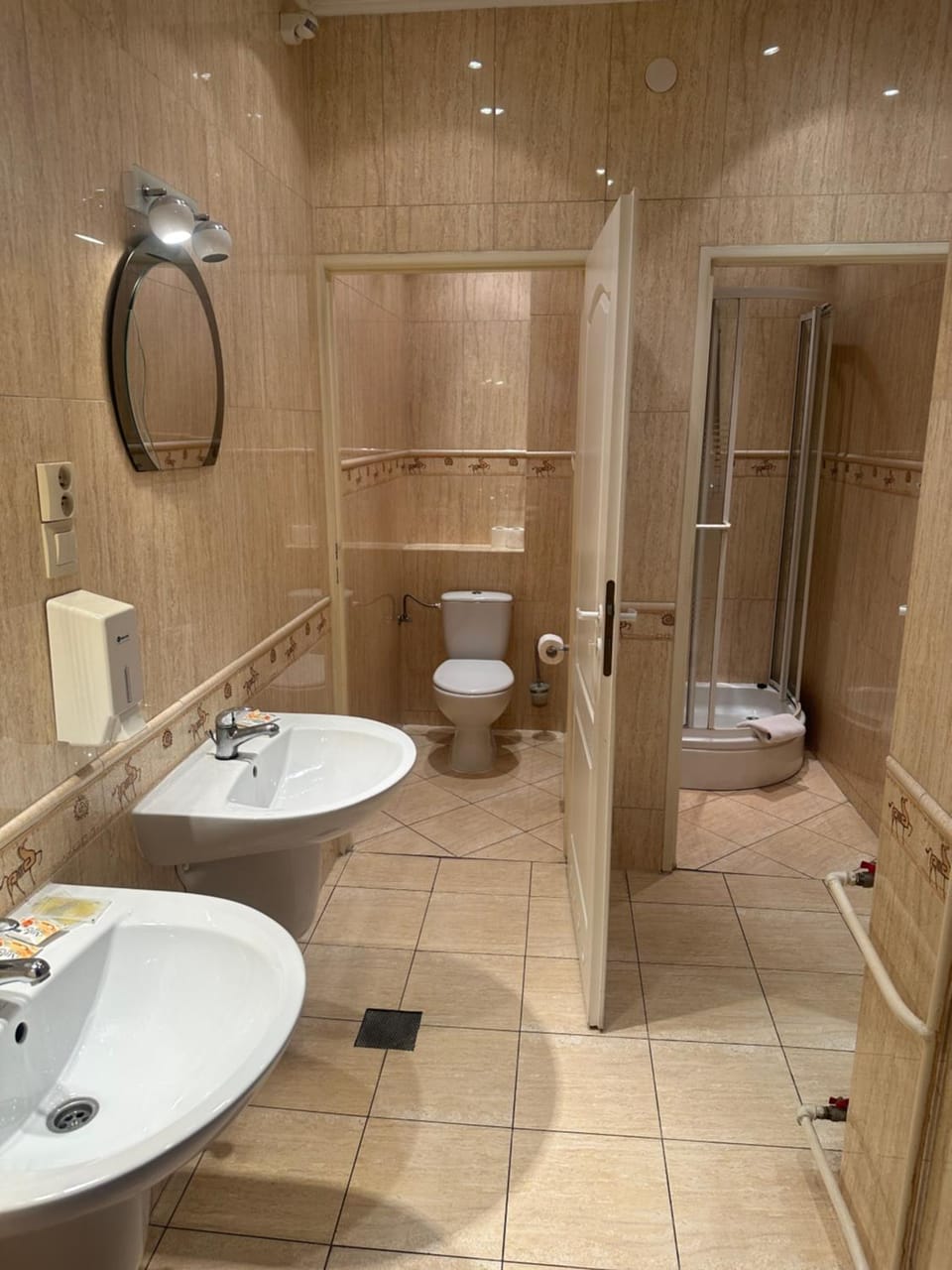 Lotos Hotel in Greater Poland Voivodeship