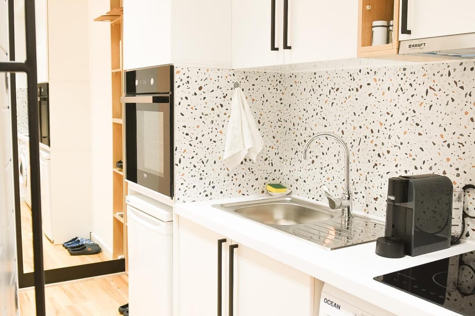 Matisse No3 - One Bedroom Apartment With Balcony Apartment in Tirana
