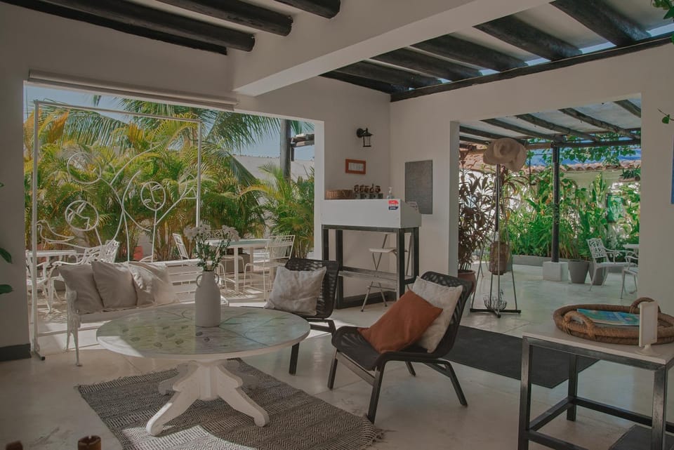 Living room, Garden view