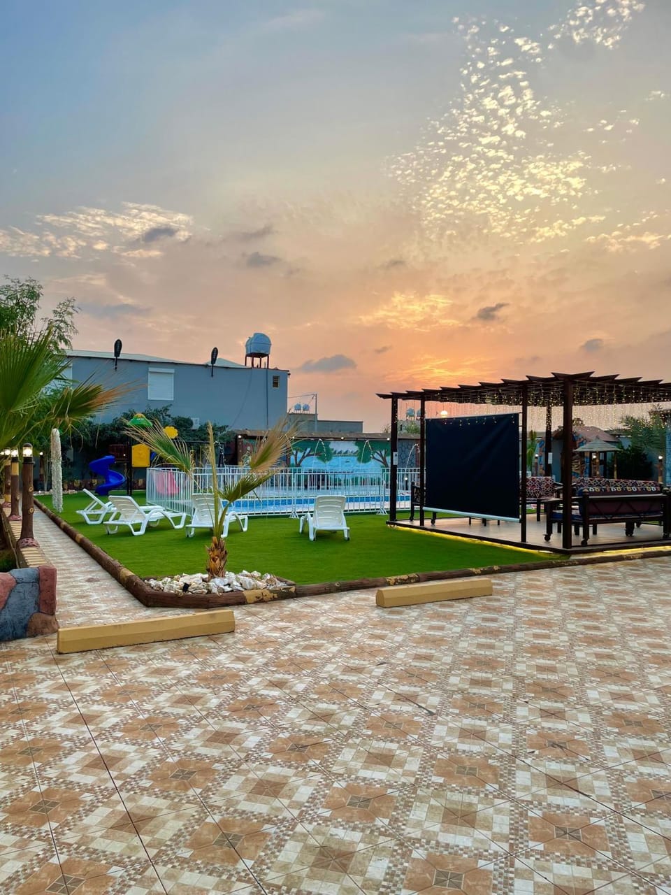 Day, Natural landscape, Seating area, Pool view, Swimming pool, Sunrise, Sunset