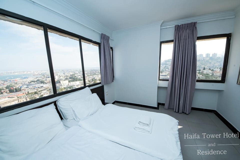 View (from property/room), City view